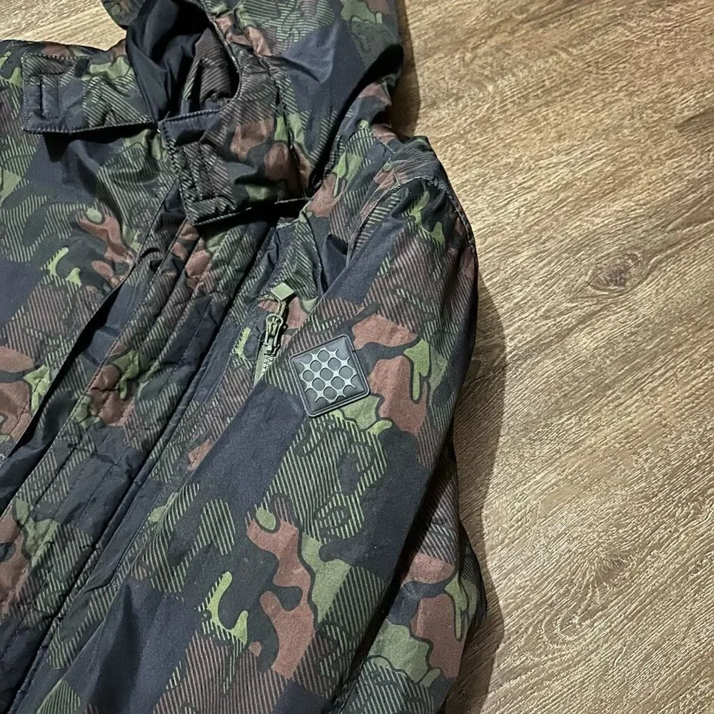 Big Chill Boys Winter Ski Jacket Green Black Camouflage Hood Lined youth Size 18